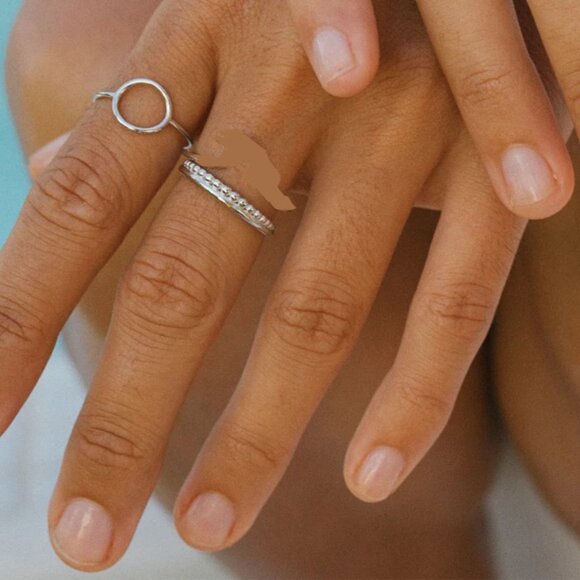 Set of 2 Twenty Compass size 8 rings - Picture 9 of 10